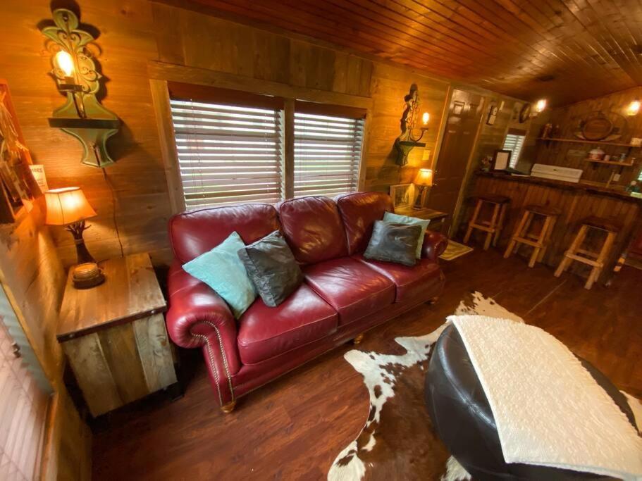 8Th St. Cowboy Haus I Biker Friendly I River Bandera Extérieur photo